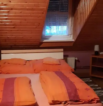 アパート Maya Vendeghaz *